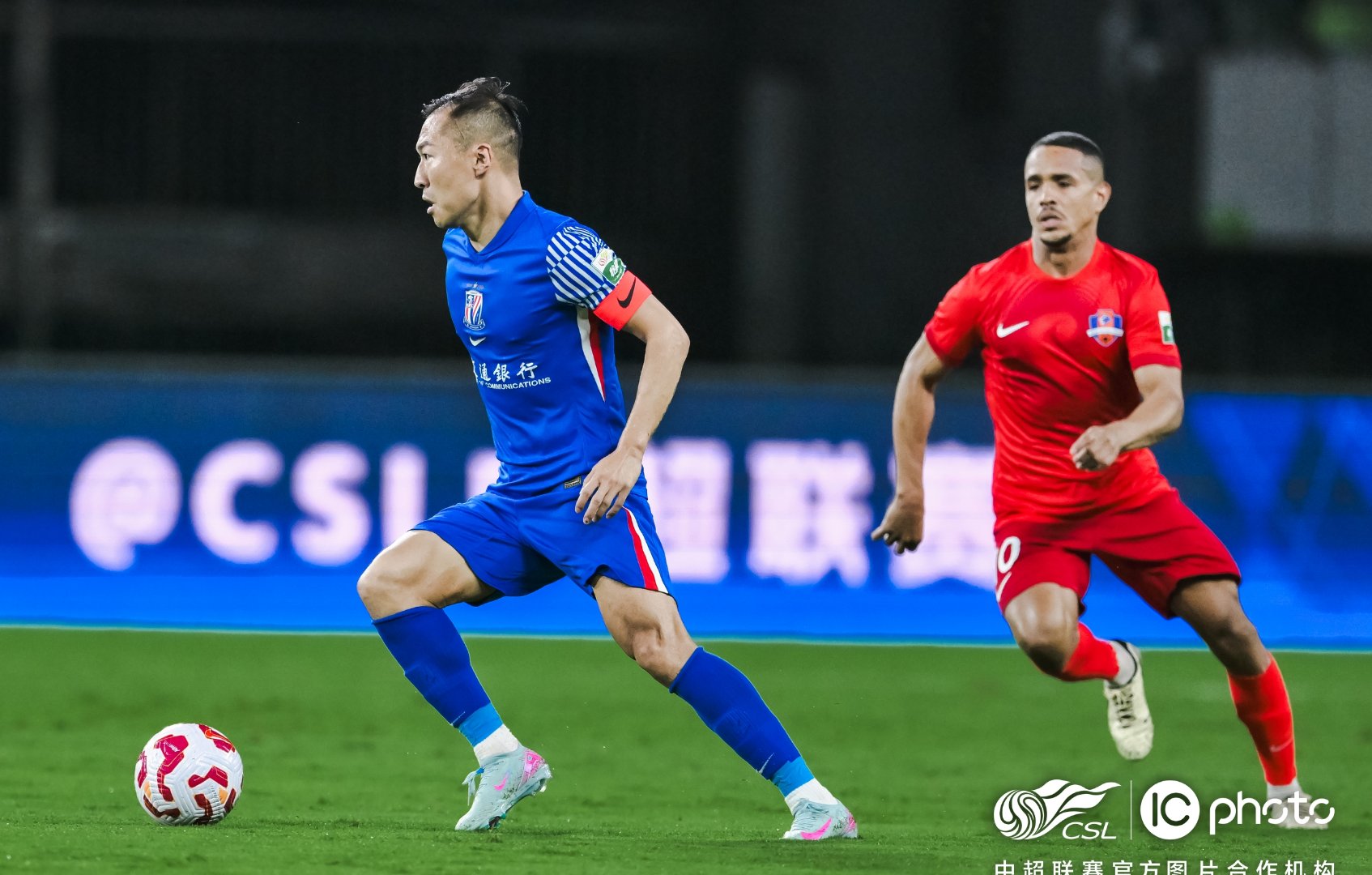 新奥尔良鹈鹕迎德甲关键赛；今晚门线救险；赛场秩序良好；训练强度明显提升(新奥尔良鹈鹕vs洛杉矶湖人)