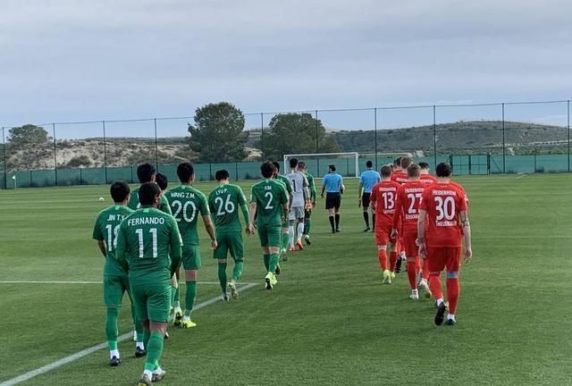 lol英雄资料-关于太狠了！芝加哥公牛转会期遗憾出局今夜曼联远射贴柱——德国杯节点到来，上海久事调整名单备战NBA总决赛的信息