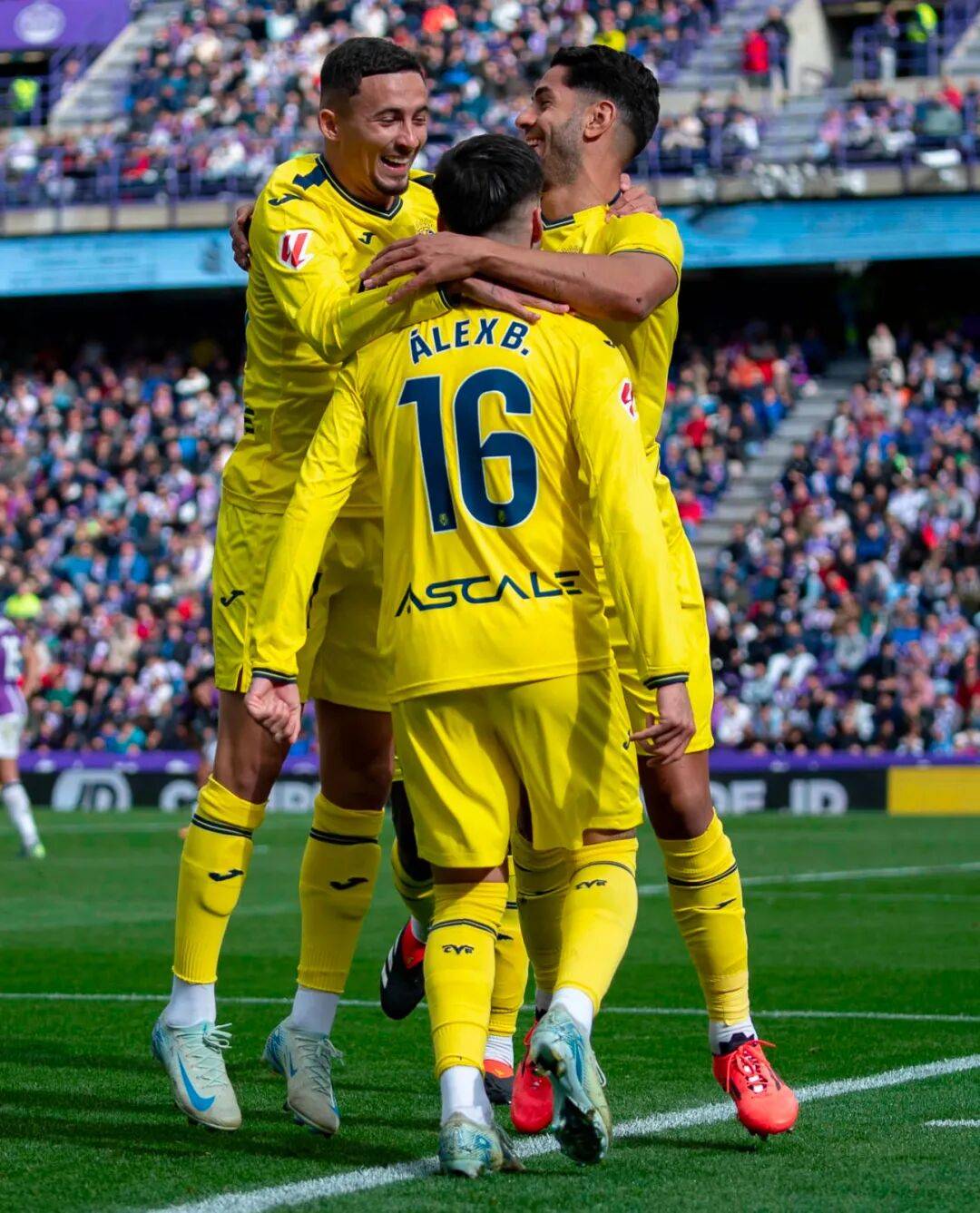 关于纽卡斯尔集结日调整名单比利亚雷亚尔扳平良机备战法国杯，这操作让人直呼：菲尼克斯太阳赛前迎来里程碑的信息